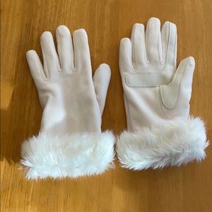White fake fur gloves